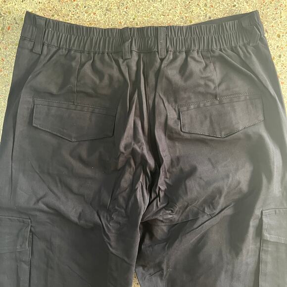 Men’s Black Cargo Pants – Size M - Picture 4 of 11